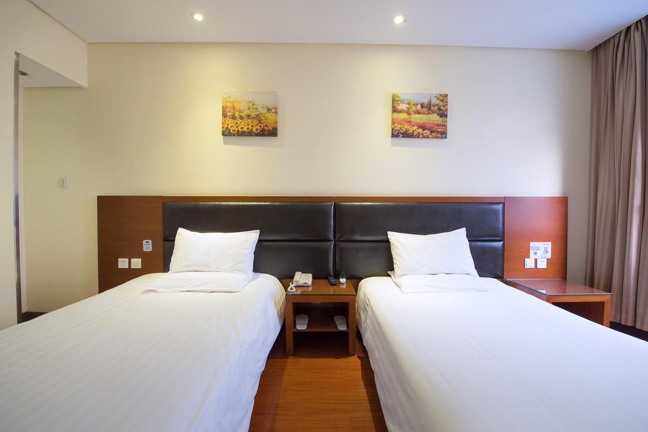 Hotel Hanting Express Lujiazui Minsheng Road 3*