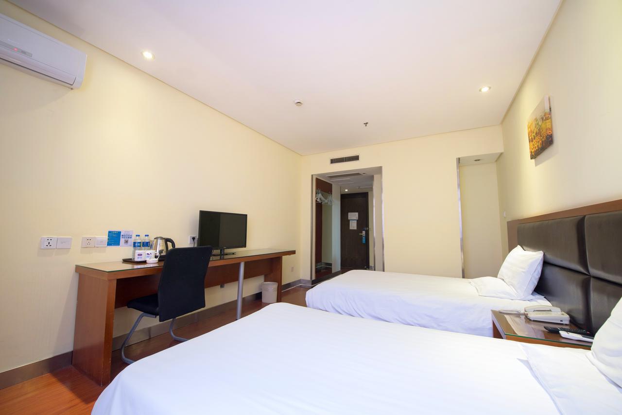 Hanting Express Lujiazui Minsheng Road Khách sạn 3*